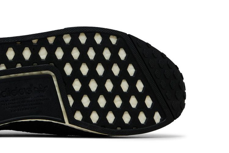 Кроссовки Champs Sports x adidas NMD_R1 'Black Reflective'