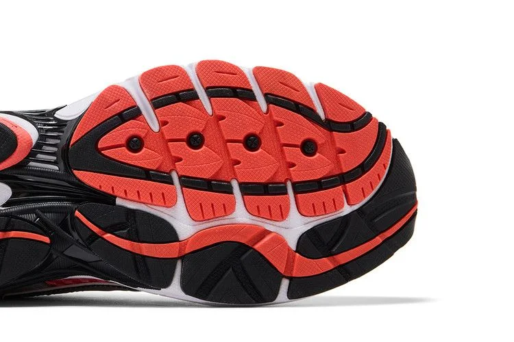 Krossovki-Saucony-Progrid-Omni-9-Silver-Coral-4