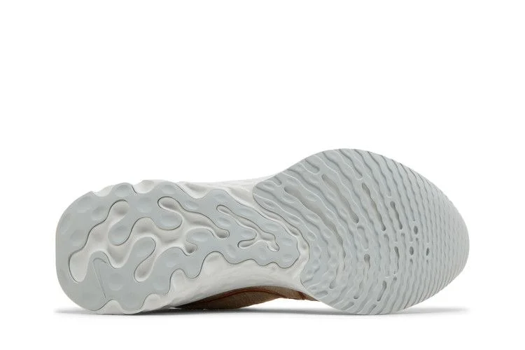 Krossovki-Nike-Wmns-React-Infinity-Run-Flyknit-3-Sesame-Metallic-Copper-3