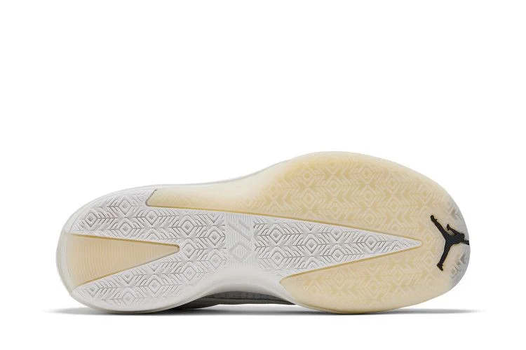 Krossovki-Air-Jordan-40-Photon-Dust-3