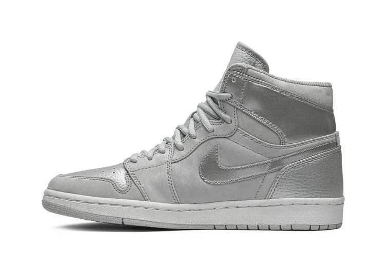 Кроссовки Air Jordan 1 CO.JP 'Metallic Silver' 2001