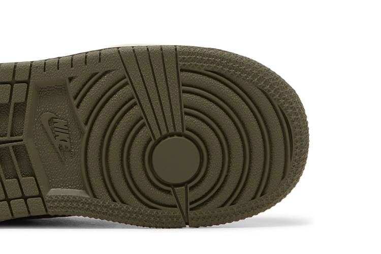 travis-scott-x-air-jordan-1-low-og-td-olive-dz5908-106_04