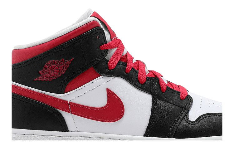 air-jordan-1-mid-gs-white-very-berry-554725-016_01