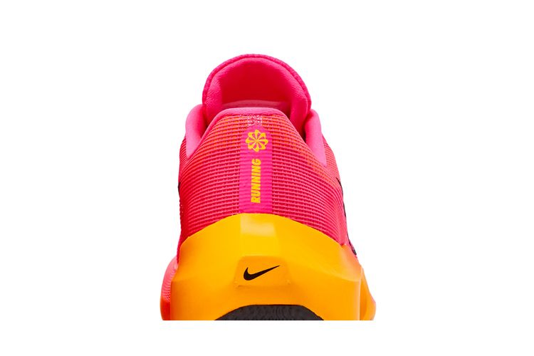 wmns-zoom-fly-5-hyper-pink-dm8974-601_06
