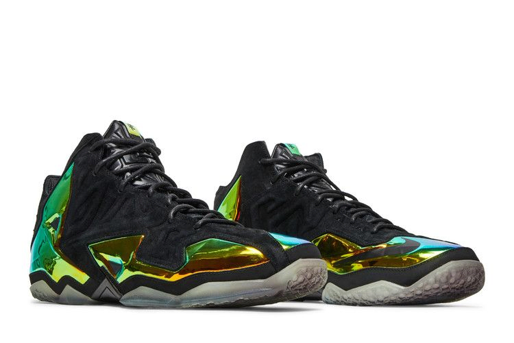 lebron-11-ext-qs-kings-crown-677693-001_07