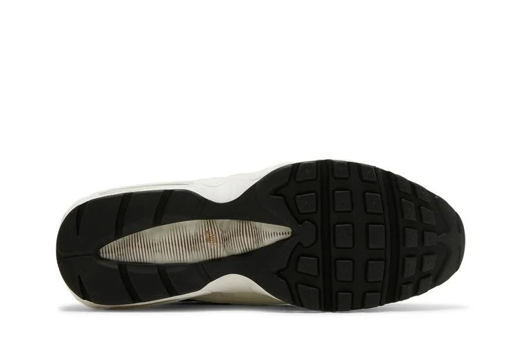 Krossovki-Nike-Air-Max-95-Dark-Driftwood-3