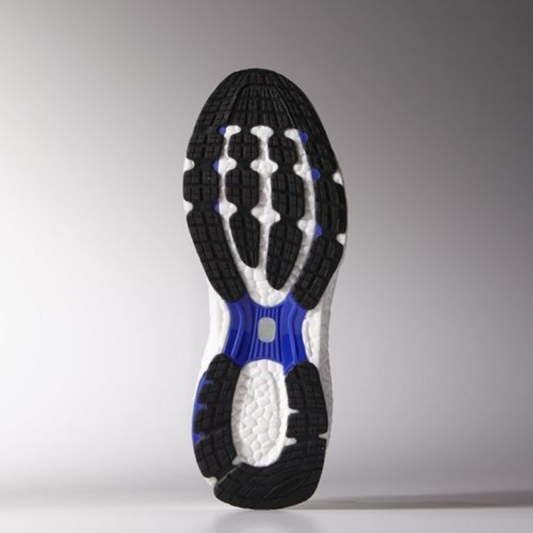 energy-boost-esm-shoes-b40904_02