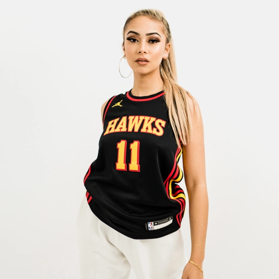 Баскетбольная джерси Nike Trae Young Atlanta Hawks 2021 Statement Edition Youth NBA Swingman Jersey