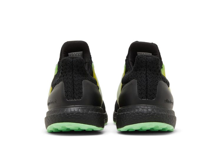 Кроссовки adidas UltraBoost 5.0 DNA 'Black Beam Green'