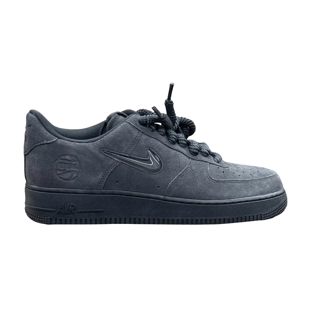 Krossovki-Nike-Air-Force-1-Low-EYBL