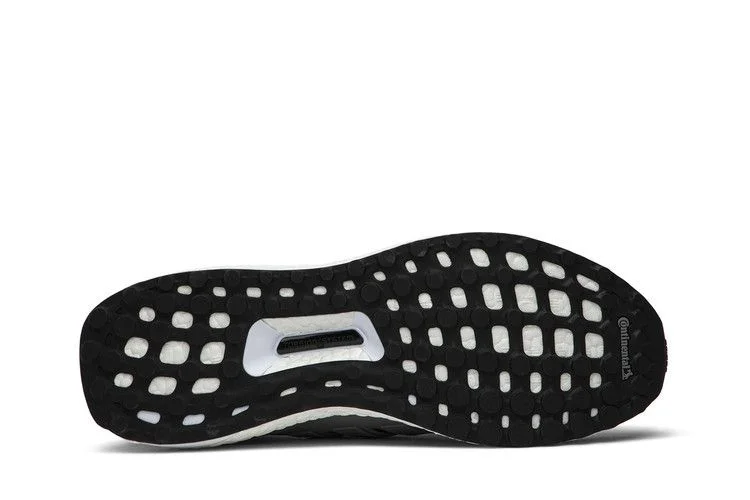 Krossovki-adidas-UltraBoost-4.0-Grey-3