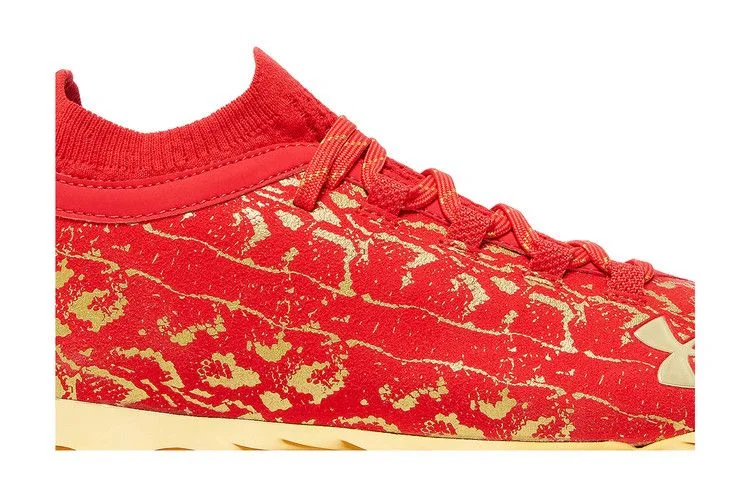 Krossovki-Under-Armour-Spotlight-LUX-Suede-2.0-Red-Metallic-Gold-1