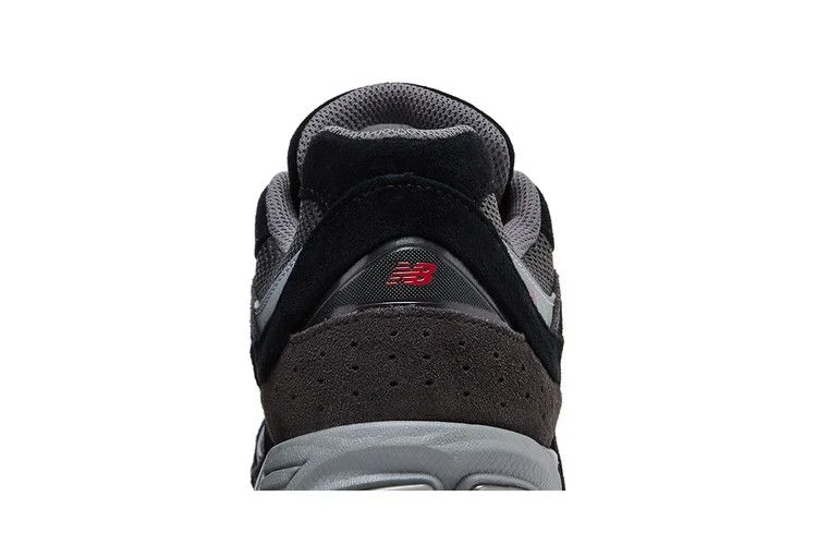 Кроссовки New Balance 2002R 'Black Grey'