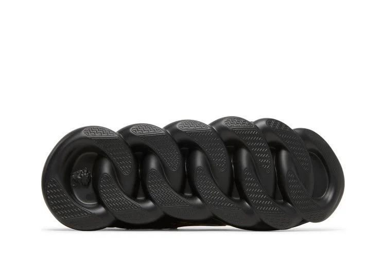 Krossovki-Versace-Chain-Reaction-Trainer-Barocco-Print-Black-3
