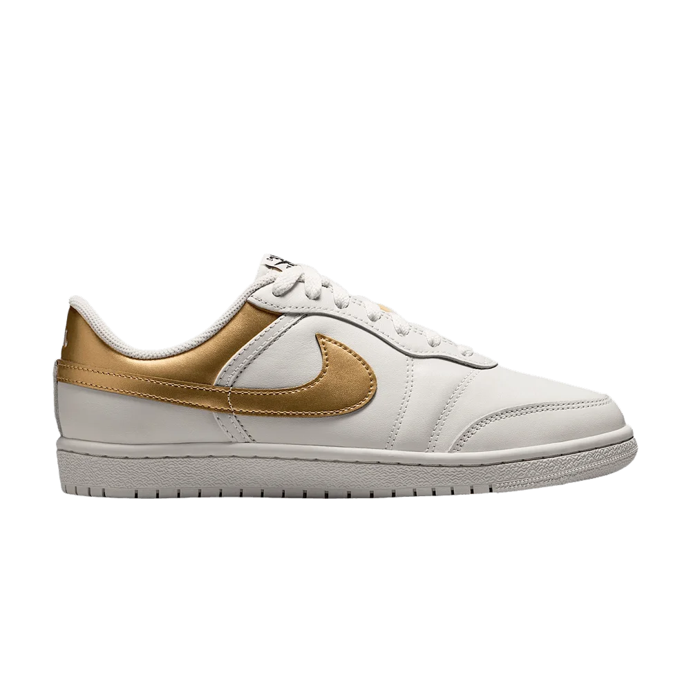 Кроссовки Wmns Air Jordan Skyline Low 'Swan Black Metallic Gold'