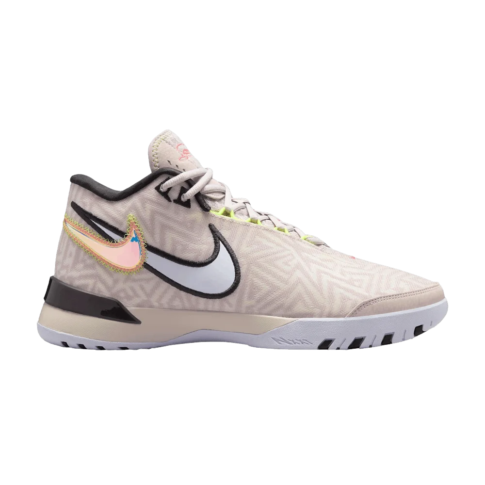 Krossovki-Nike-Zoom-LeBron-NXXT-Genisus-EP-Platinum-Violet