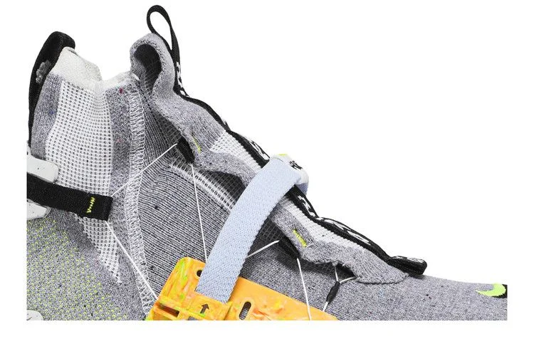 Кроссовки Nike Space Hippie 03 'Grey Volt'