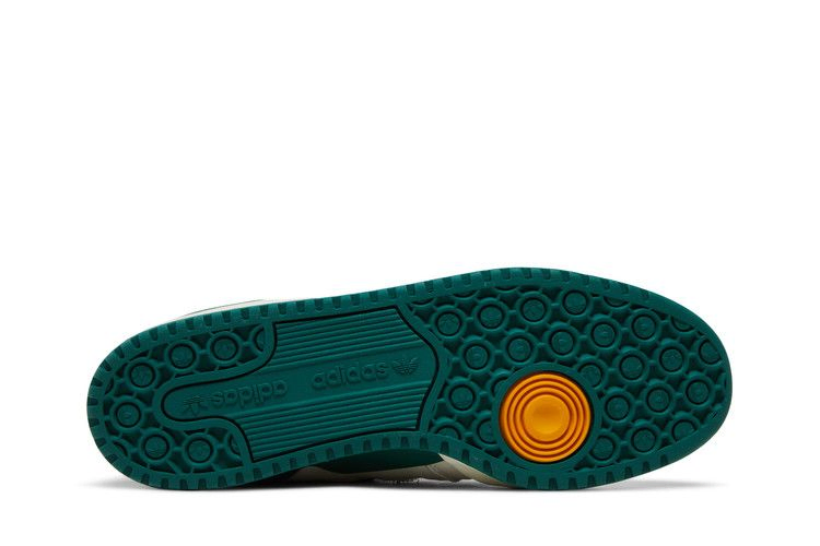 end-x-forum-low-varsity-green-hr1527_03