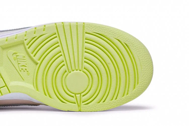 Кроссовки Nike Wmns Dunk Low 'Lime Ice'
