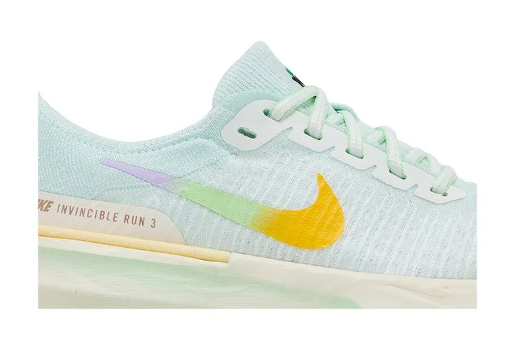 Кроссовки Nike Wmns ZoomX Invincible 3 'Barely Green Violet Mist'