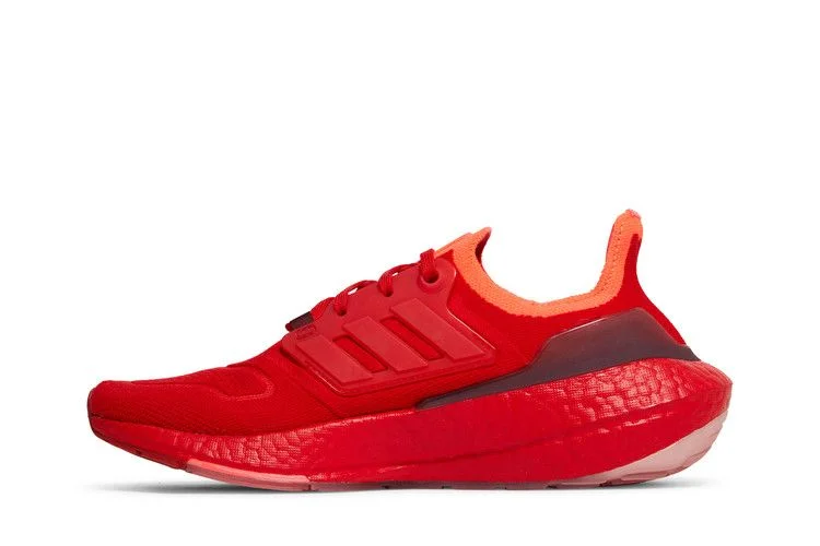 Krossovki-adidas-UltraBoost-22-Vivid-Red-2