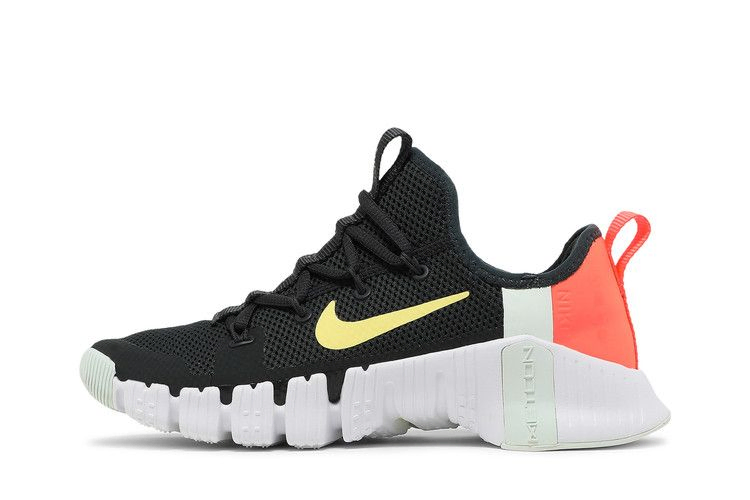 Кроссовки Nike Wmns Free Metcon 3 'Black Bright Mango'