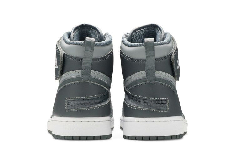 Кроссовки Air Jordan 1 High FlyEase 'Light Smoke Grey'