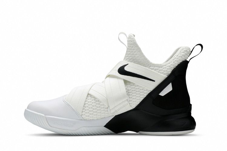 lebron-soldier-12-tb-white-black-at3872-101_02