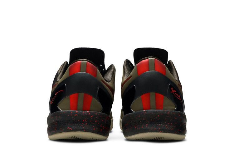 kobe-8-system-python-555035-300_05