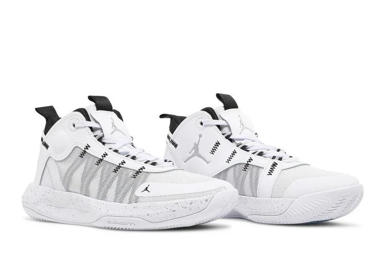Krossovki-Air-Jordan-Jumpman-2020-White-Black-7