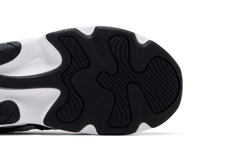 Krossovki-Nike-Wmns-Tech-Hera-White-Black-4