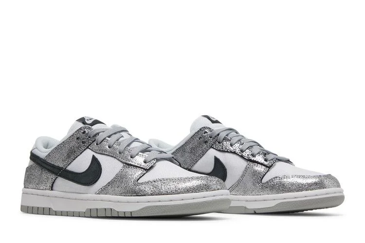 Krossovki-Nike-Wmns-Dunk-Low-Golden-Gals-7