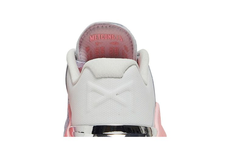 wmns-metcon-6-football-grey-arctic-punch-at3160-001_06