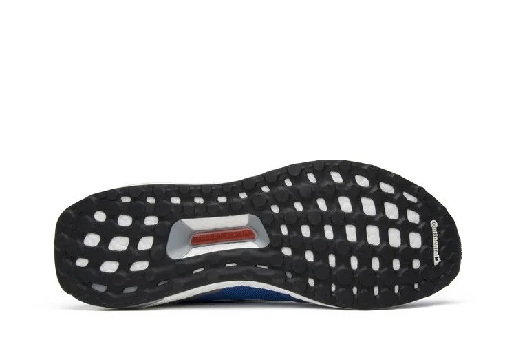 Кроссовки adidas UltraBoost Mid 'Run Thru Time'