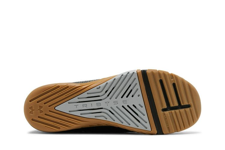 tribase-reign-3-black-gum-3023698-001_03