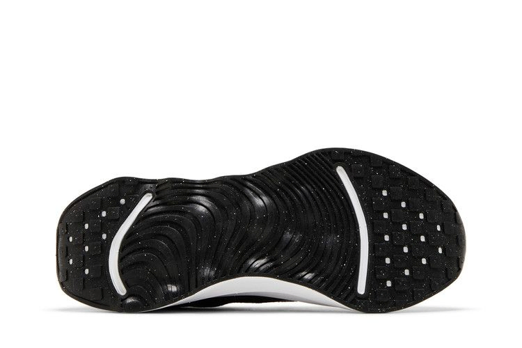 Кроссовки Nike Wmns Motiva 'Black White'