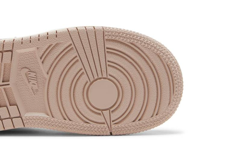air-jordan-1-mid-se-craft-td-inside-out-taupe-haze-dz4467-102_04