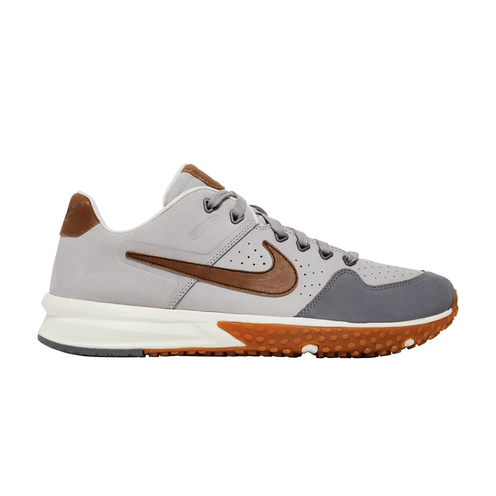 Krossovki-Nike-Baseballism-x-Alpha-Huarache-Flag-Turf-2-Atmosphere-Grey