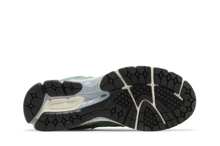 Кроссовки New Balance 2002R 'Jade Silver Metallic'