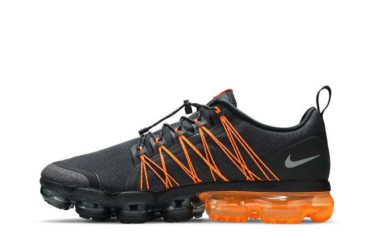 Krossovki-Nike-Air-VaporMax-Run-Utility-Black-Orange-2