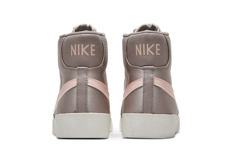 Кроссовки Nike Wmns Blazer Mid Premium 'Pumice Echo Pink'