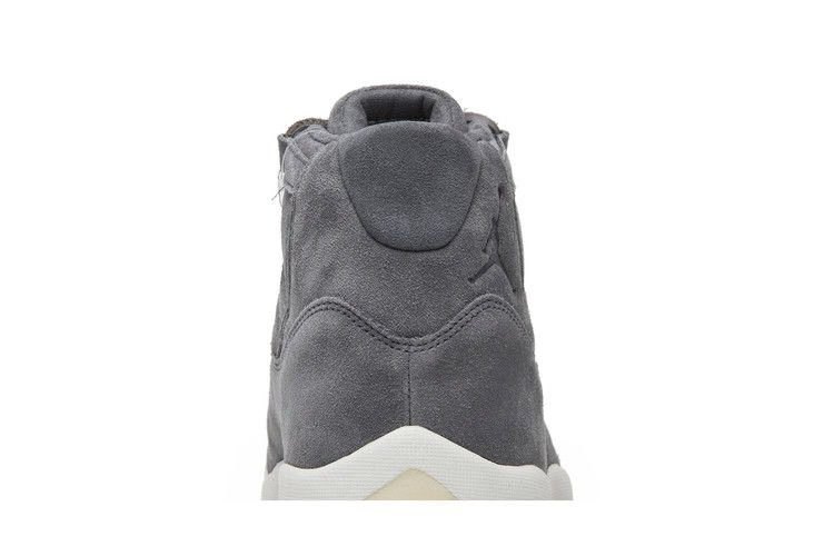 air-jordan-11-retro-premium-grey-suede-914433-003_06
