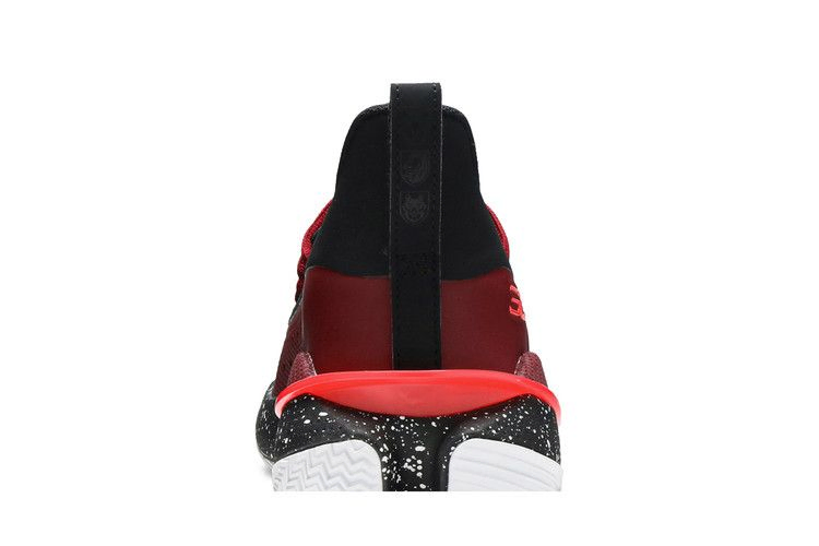 Кроссовки Under Armour Curry 7 'Underrated Tour'