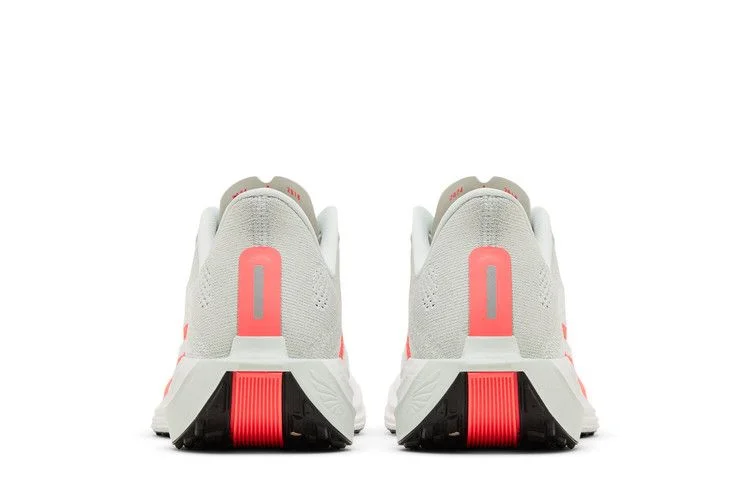 Кроссовки Nike Pegasus Plus 'Barely Grey Hot Punch'