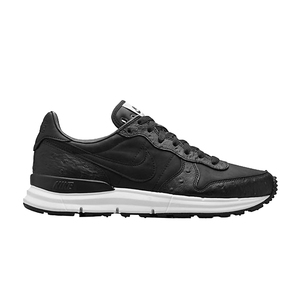 soph-x-lunar-internationalist-718764-001
