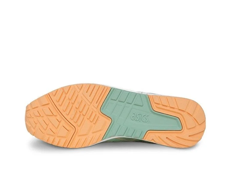 Krossovki-ASICS-Gel-Saga-Easter-2