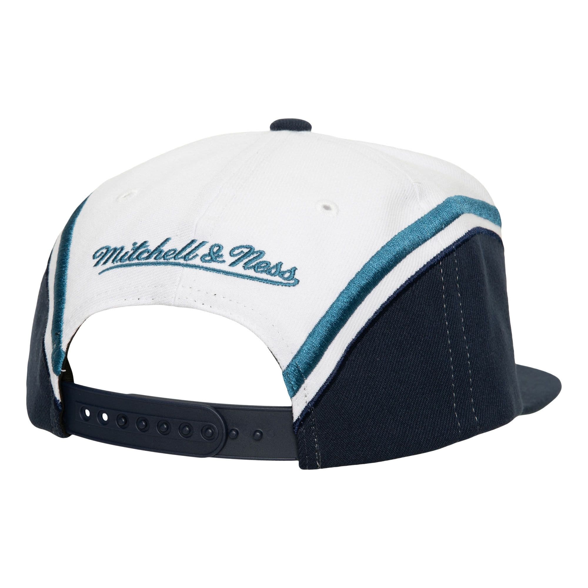 Mitchell-Ness-Overhead-Snapback-HWC-Houston-Rockets-Hat-1