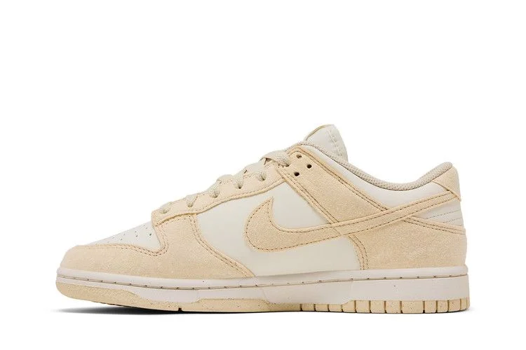 Krossovki-Nike-Wmns-Dunk-Low-Next-Nature-Soft-Pearl-Beach-2