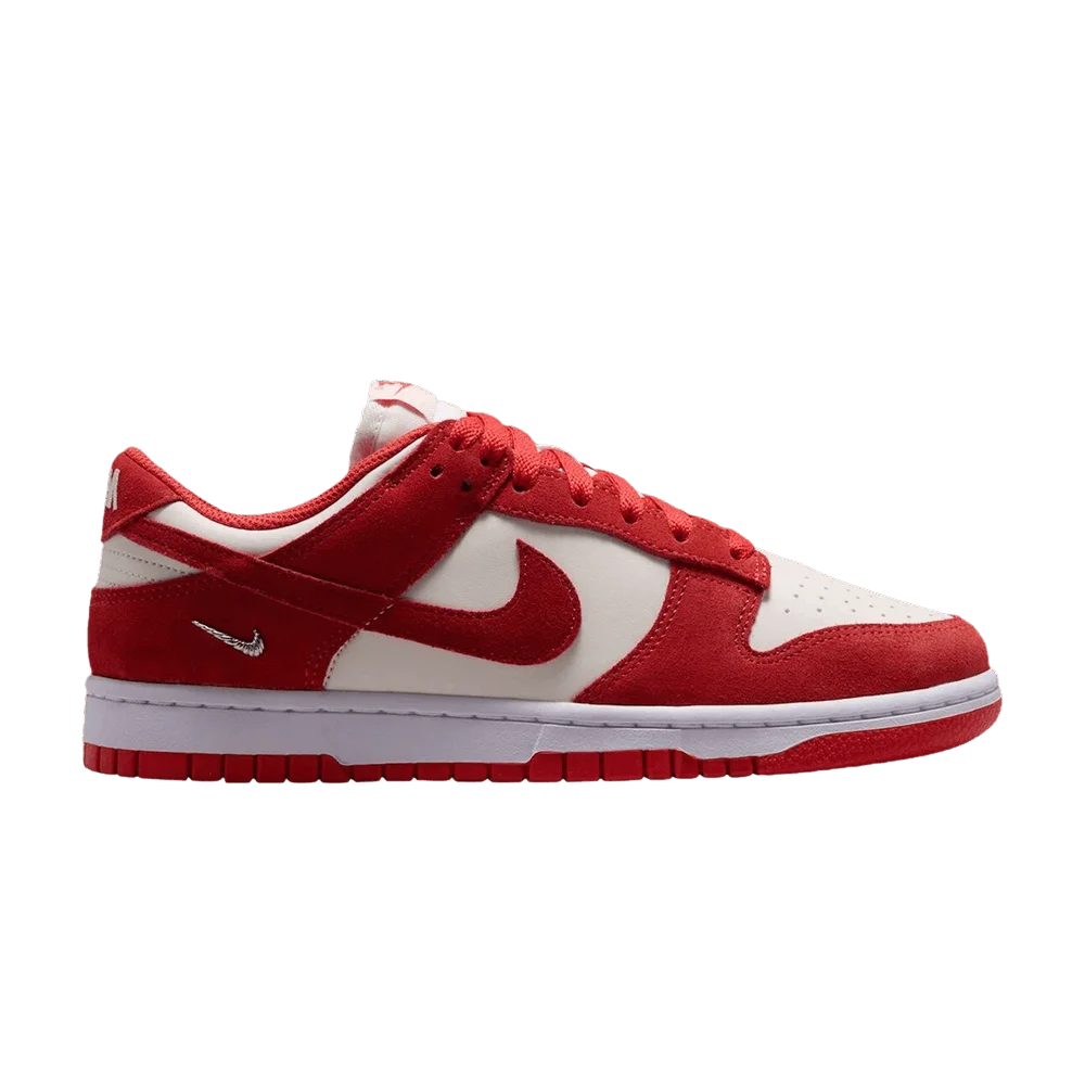 Кроссовки Nike Wmns Dunk Low 'Sail White Metallic Silver Light Crimson'