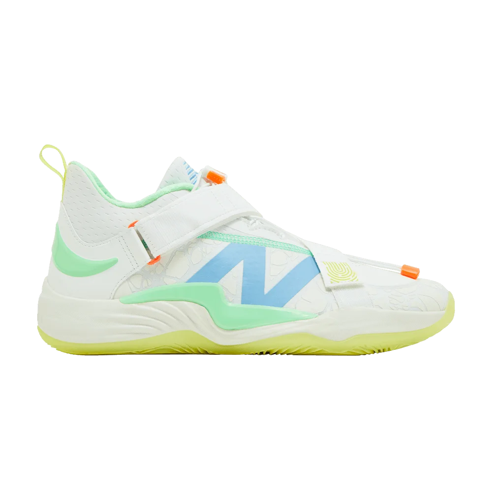 Krossovki-New-Balance-Lindor-2-Pre-Game-Optic-White-Cosmic-Pineapple